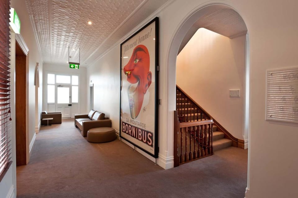 Day, Decorative detail