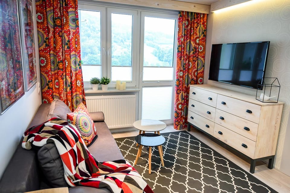 TV and multimedia, Living room