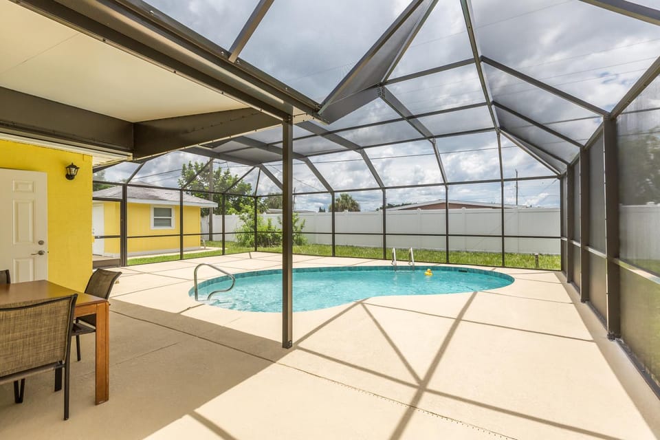 Property building, Patio, Swimming pool