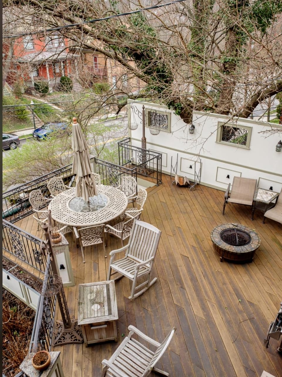Gaslight Bed & Breakfast Bed and Breakfast in Cincinnati
