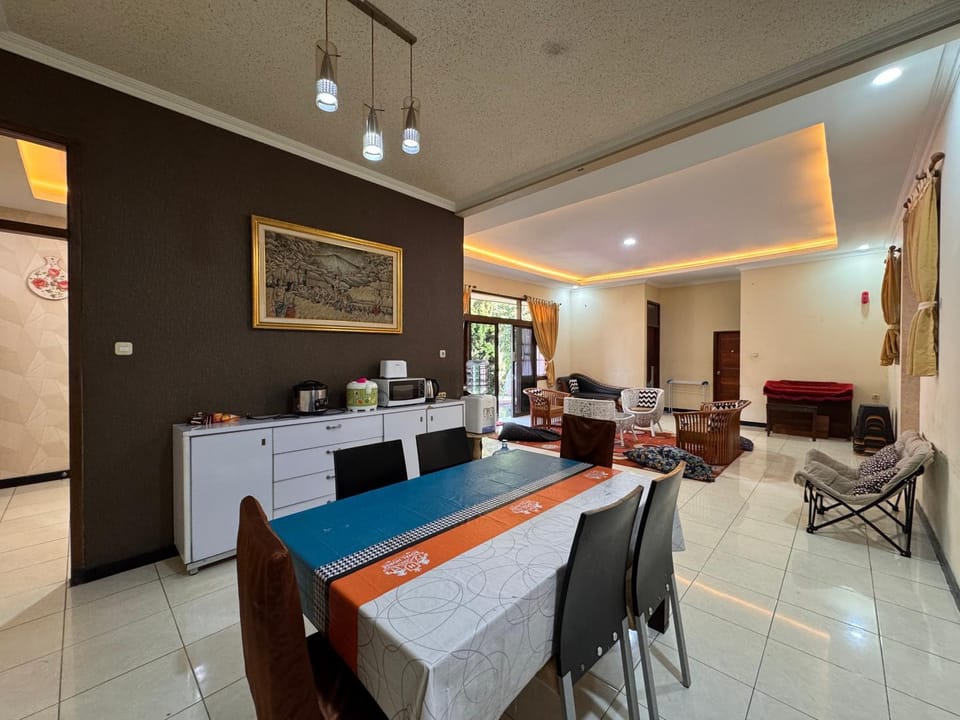 Villa Bukit Punclut Villa in Lembang