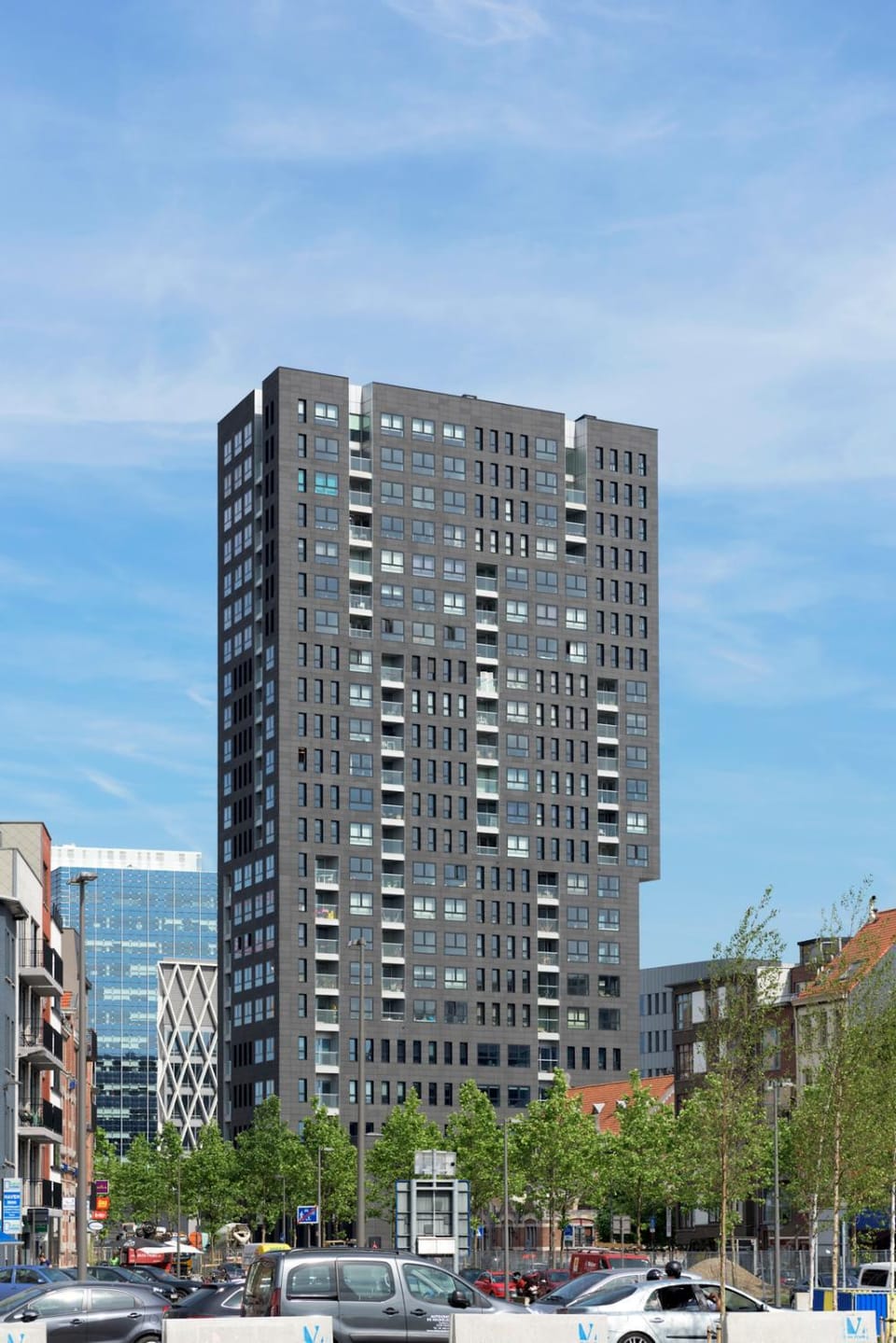 Property building, Facade/entrance