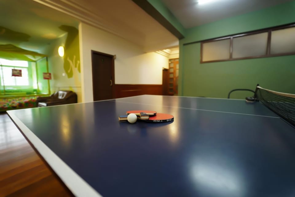 Game Room, Table tennis