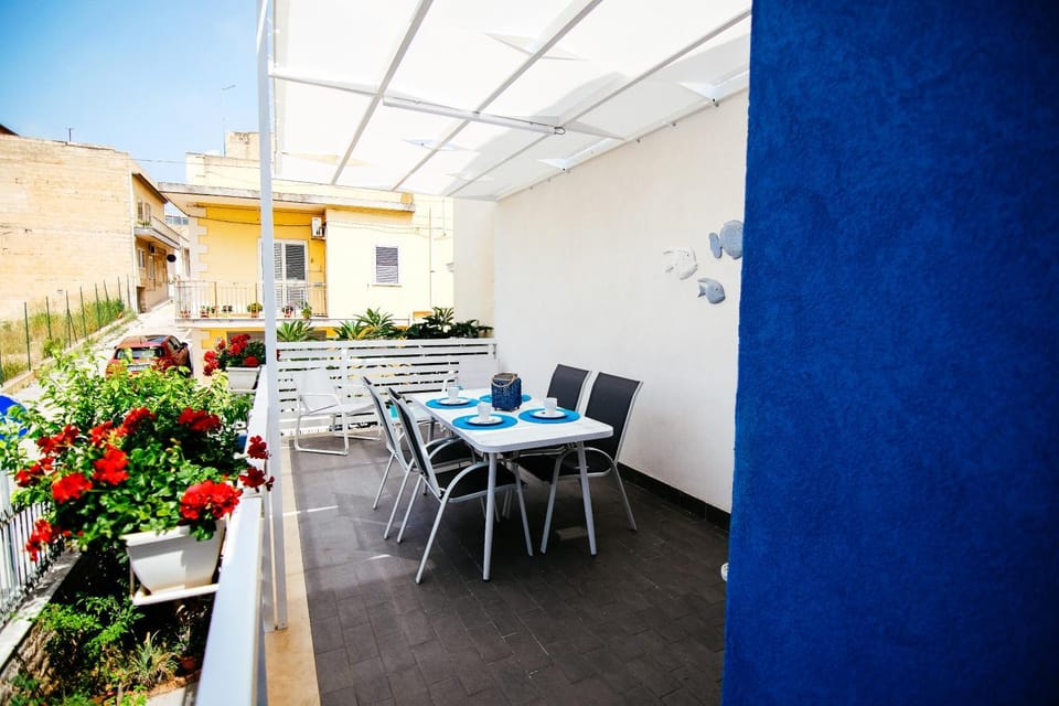 Balcony/Terrace, Balcony/Terrace, Dining area