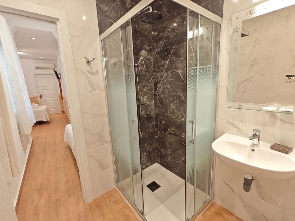 Shower, Bathroom