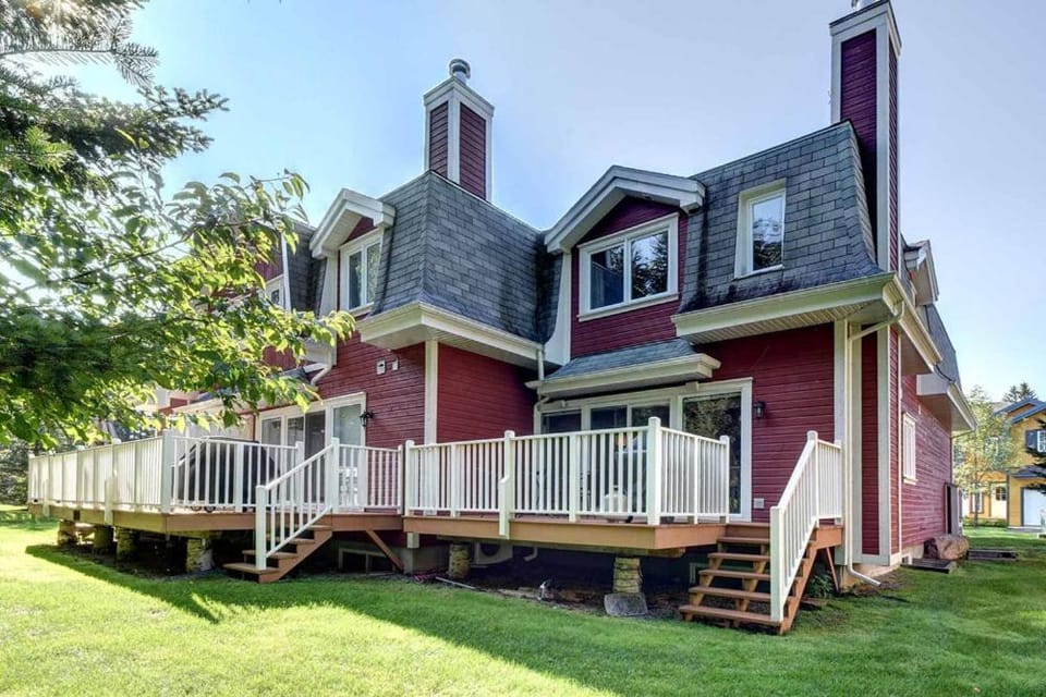 Borealis by Rendez-Vous Mont-Tremblant House in Mont-Tremblant