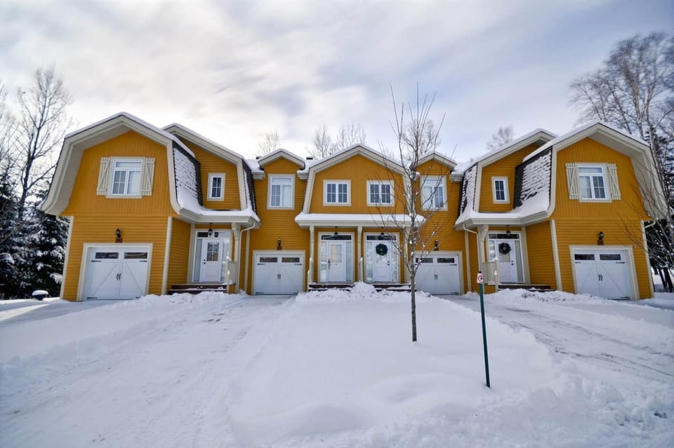 Borealis by Rendez-Vous Mont-Tremblant House in Mont-Tremblant