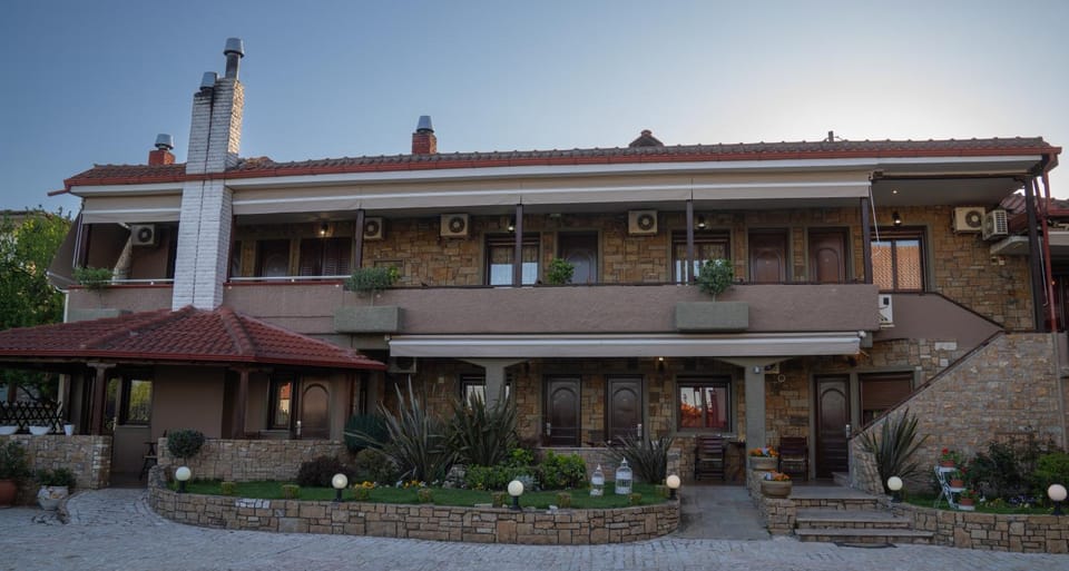 Property building, Day