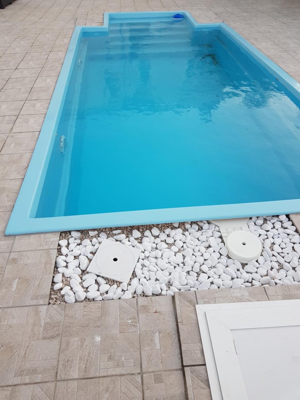 Swimming pool, Swimming pool