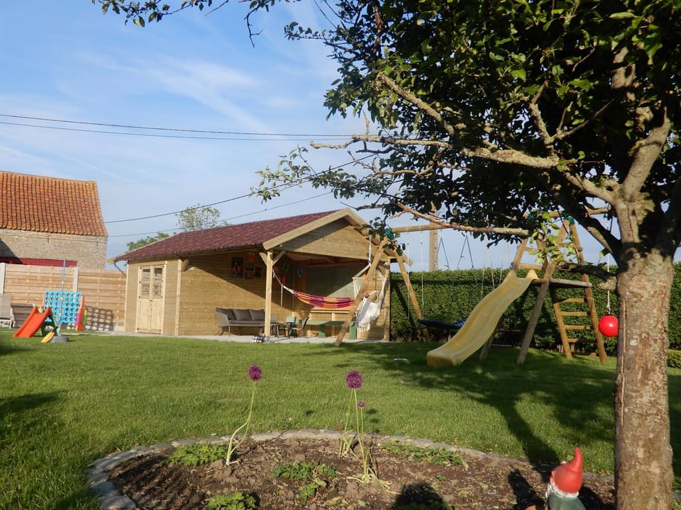 Property building, Patio, BBQ facilities, Children play ground, Garden, Balcony/Terrace, Lounge or bar, Garden view