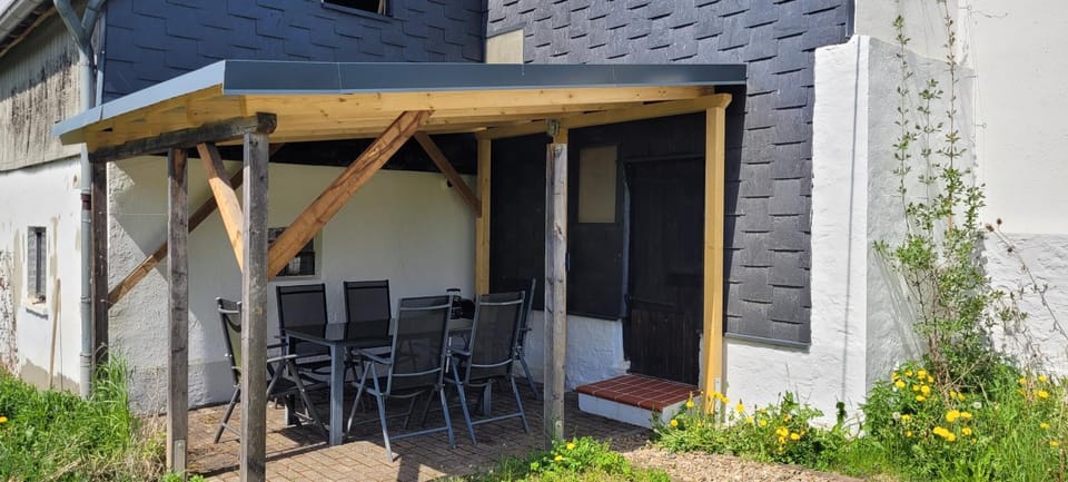 Patio, Dining area