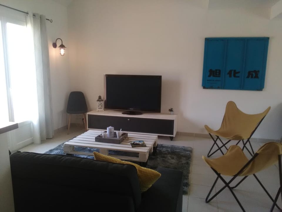 Les Malvas House in Centre-Val de Loire