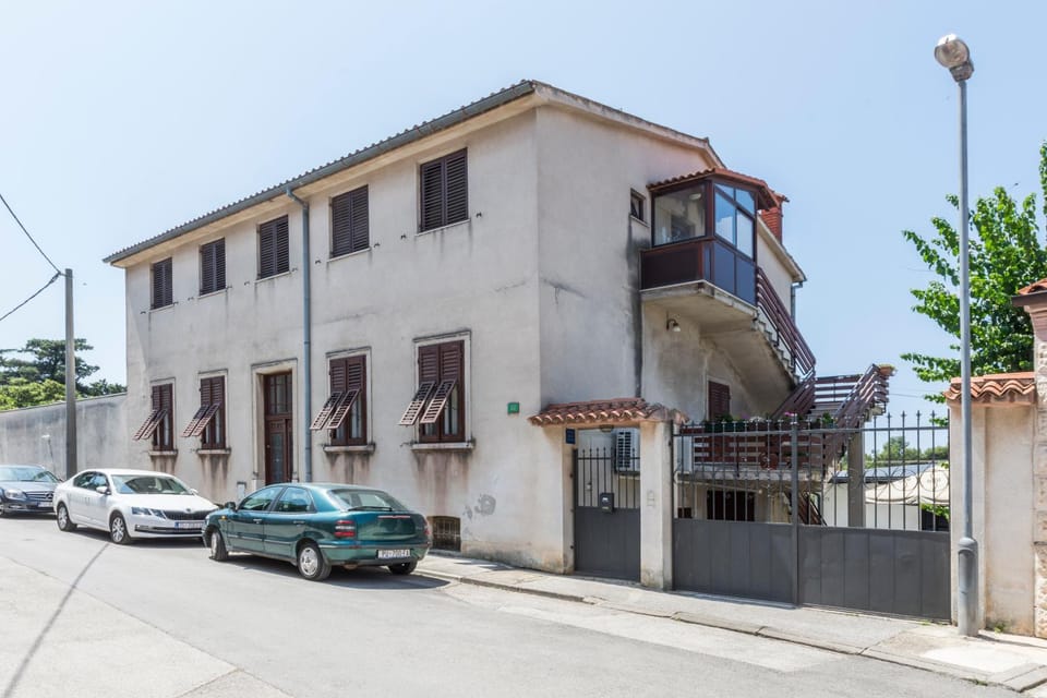 Facade/entrance, Other