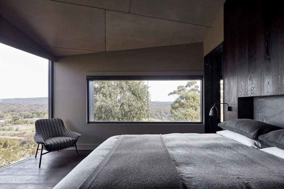 Breakneck Gorge Oikos House in Victoria