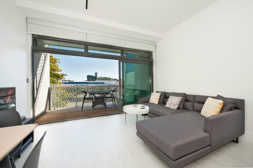 TV and multimedia, Balcony/Terrace, Living room