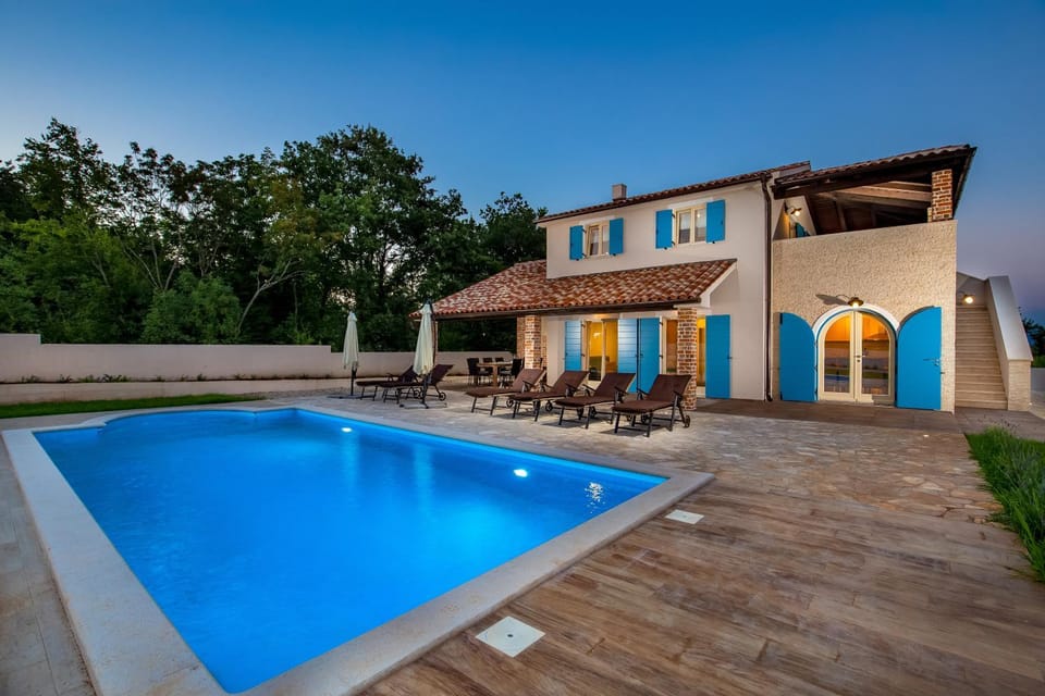 BBQ facilities, Garden, Balcony/Terrace, Swimming pool