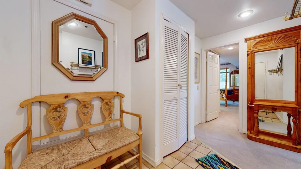 Silver Bear 18 Condo Apartment in Mammoth Lakes