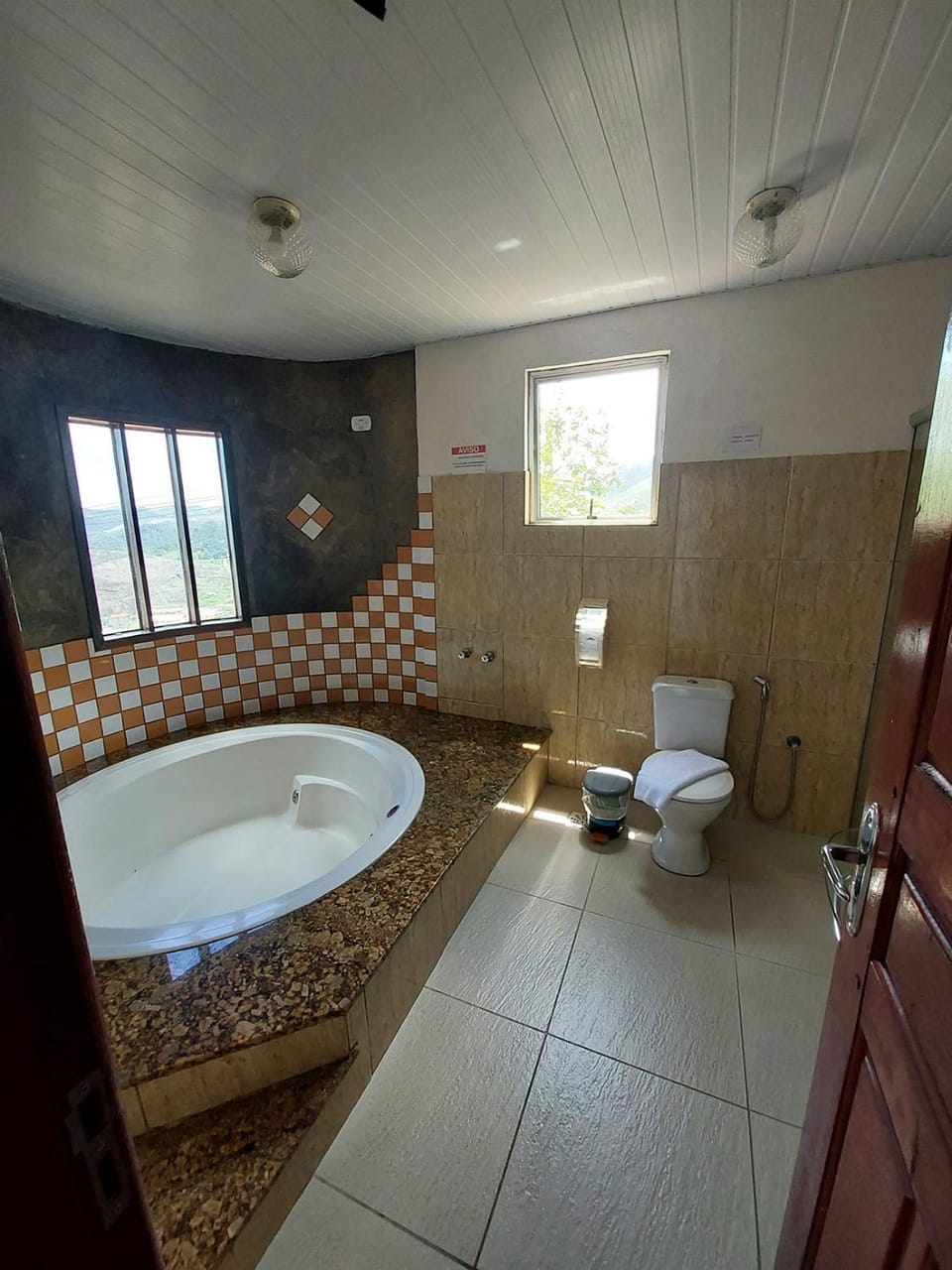 Property building, Bathroom, Bath