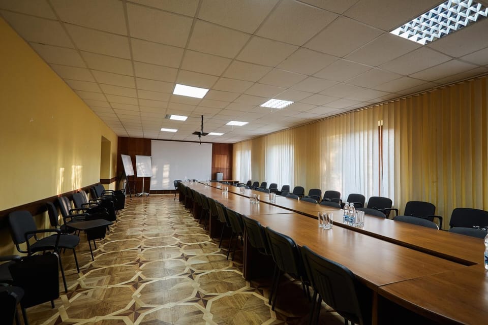 Business facilities, Meeting/conference room, Mountain view