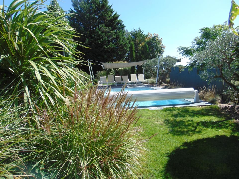 Maison d'Hotes Les Palmiers Bed and Breakfast in Provence