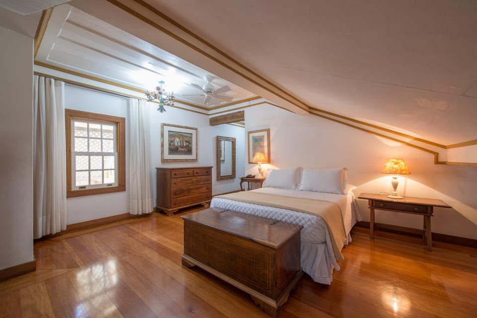 Bedroom, Family