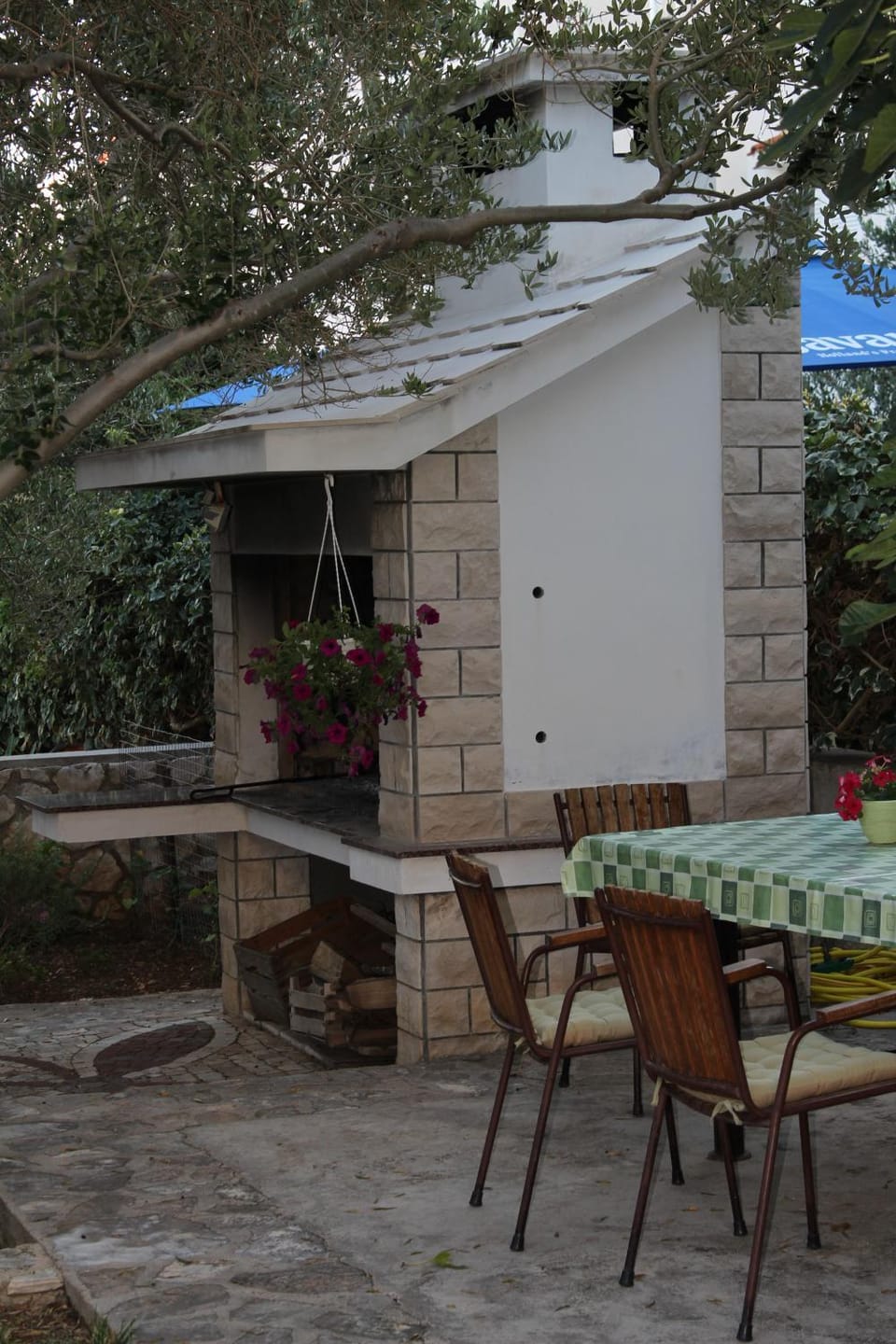 BBQ facilities, Garden, Seating area, On site