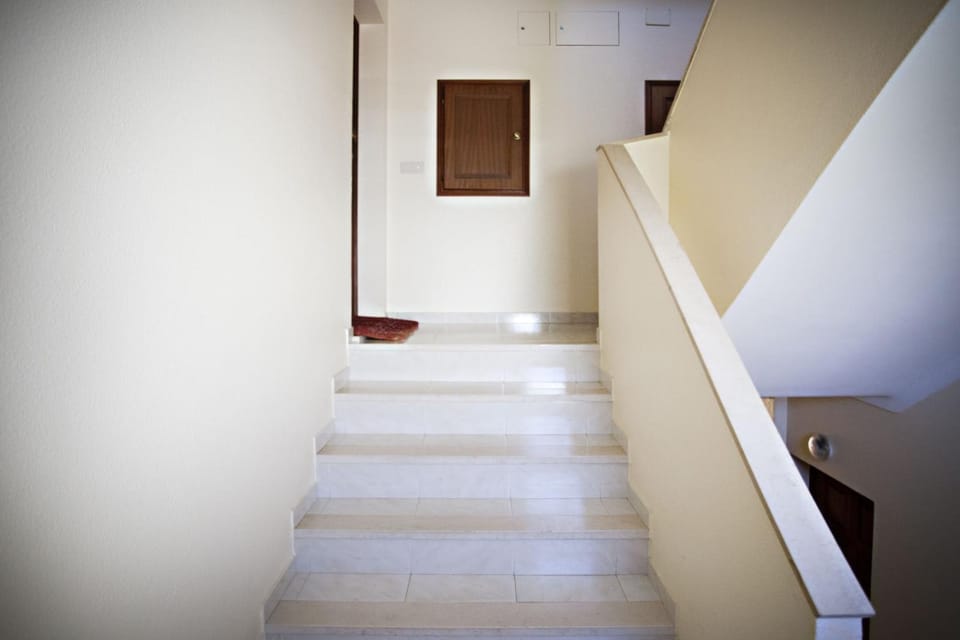Property building, Facade/entrance, Off site