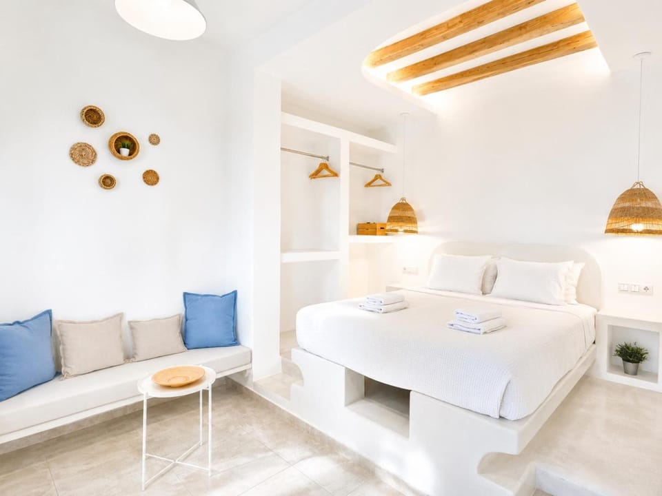 Thea Suites Naxos Apartment hotel in Agios Prokopios