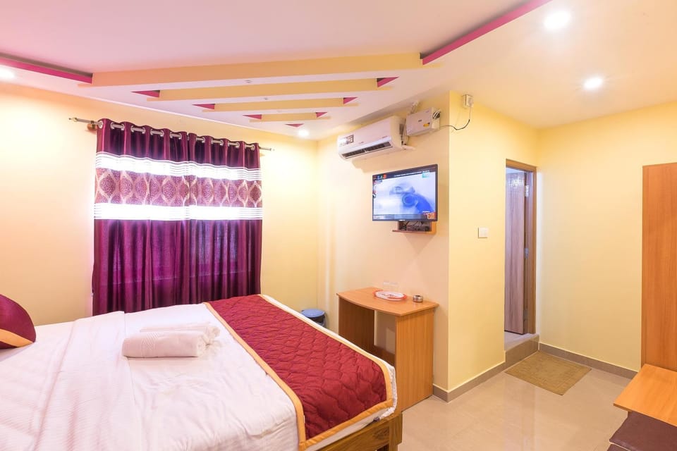 Bed, TV and multimedia