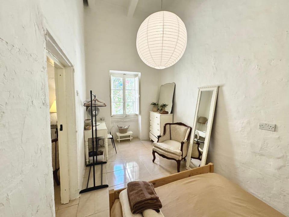 townhouse cospicua , ( 3 cities-valletta ) ferry House in Malta