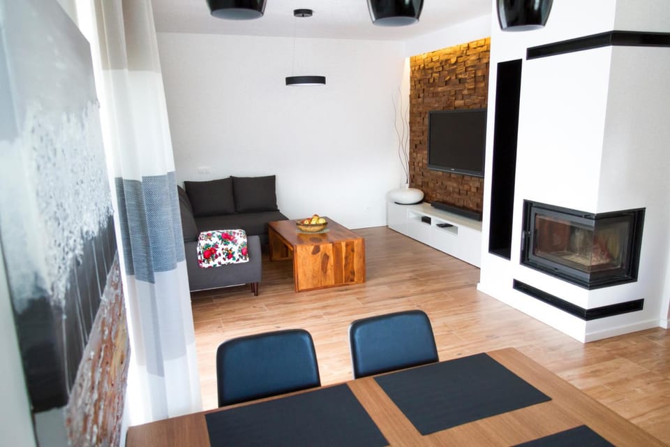 Living room, Seating area, Dining area
