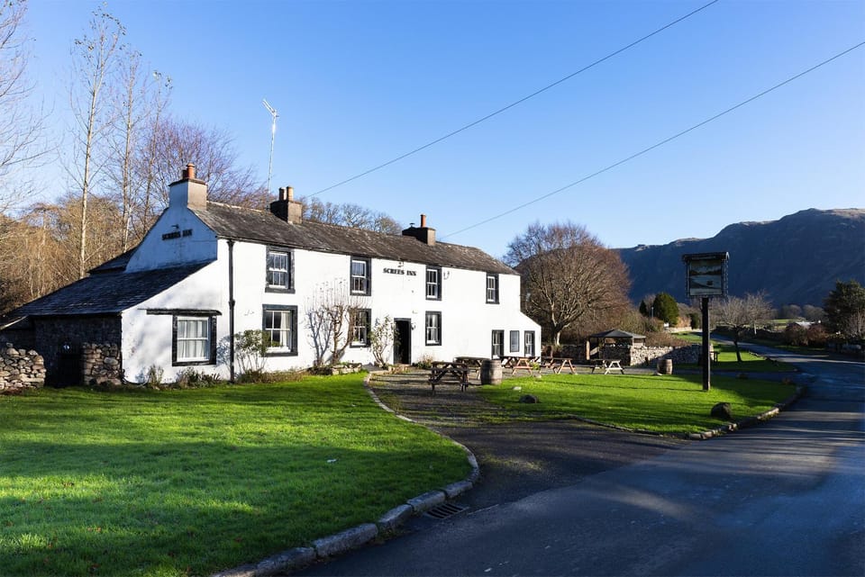 Strands Hotel/Screes Inn & Micro Brewery Hotel in Copeland District