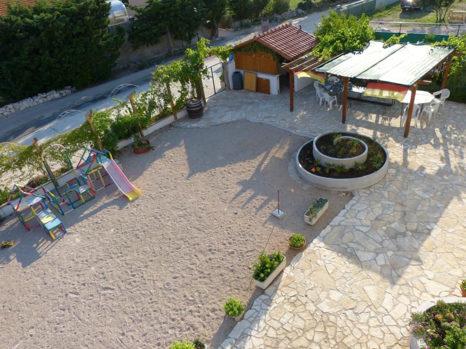 Property building, Garden view