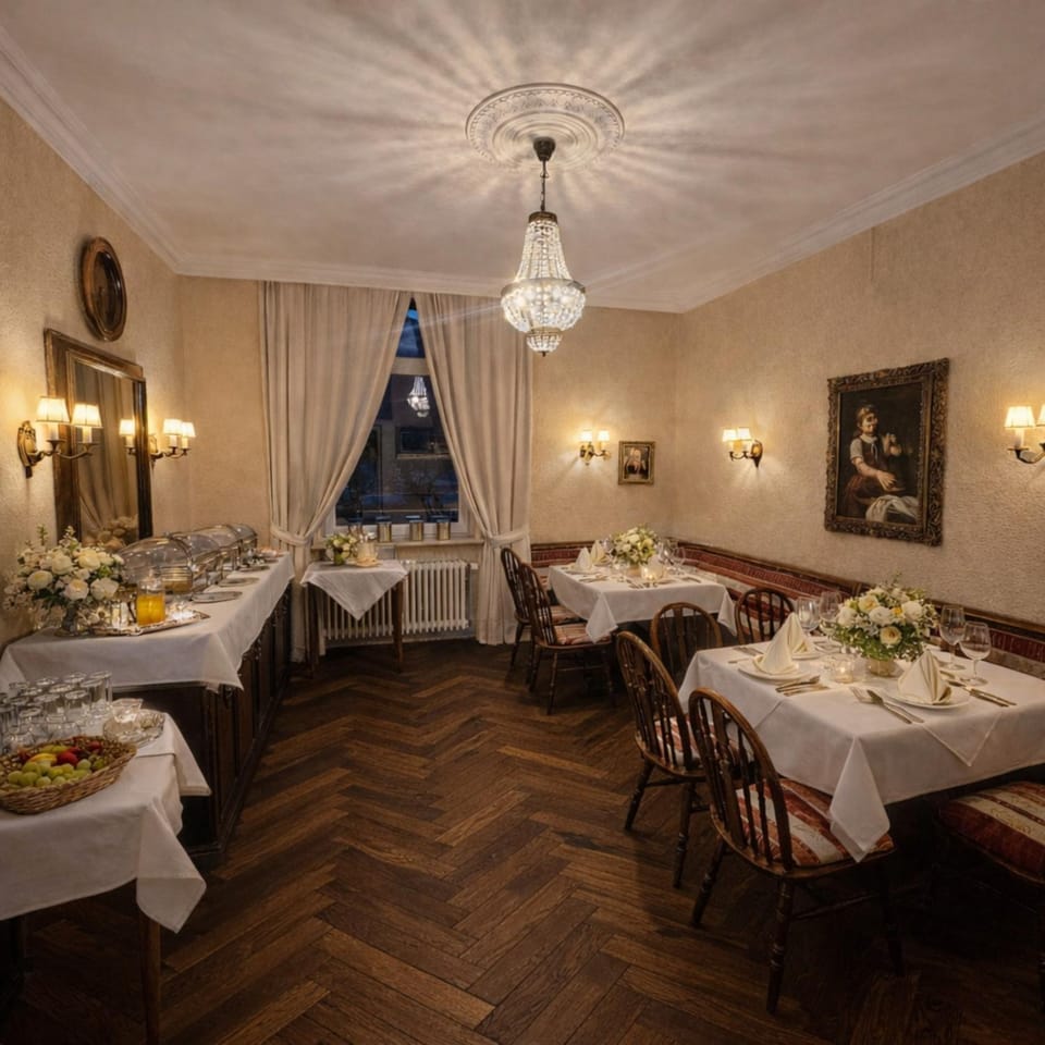 Restaurant/places to eat, Restaurant/places to eat, Food and drinks, Banquet/Function facilities, Food, Breakfast, Buffet breakfast