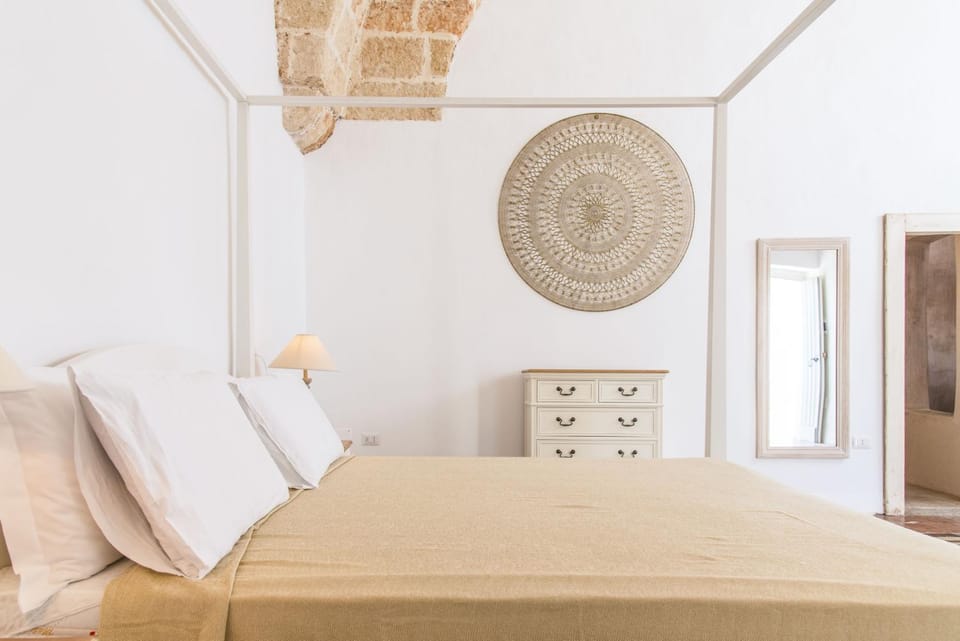 Bed, Decorative detail, Bedroom