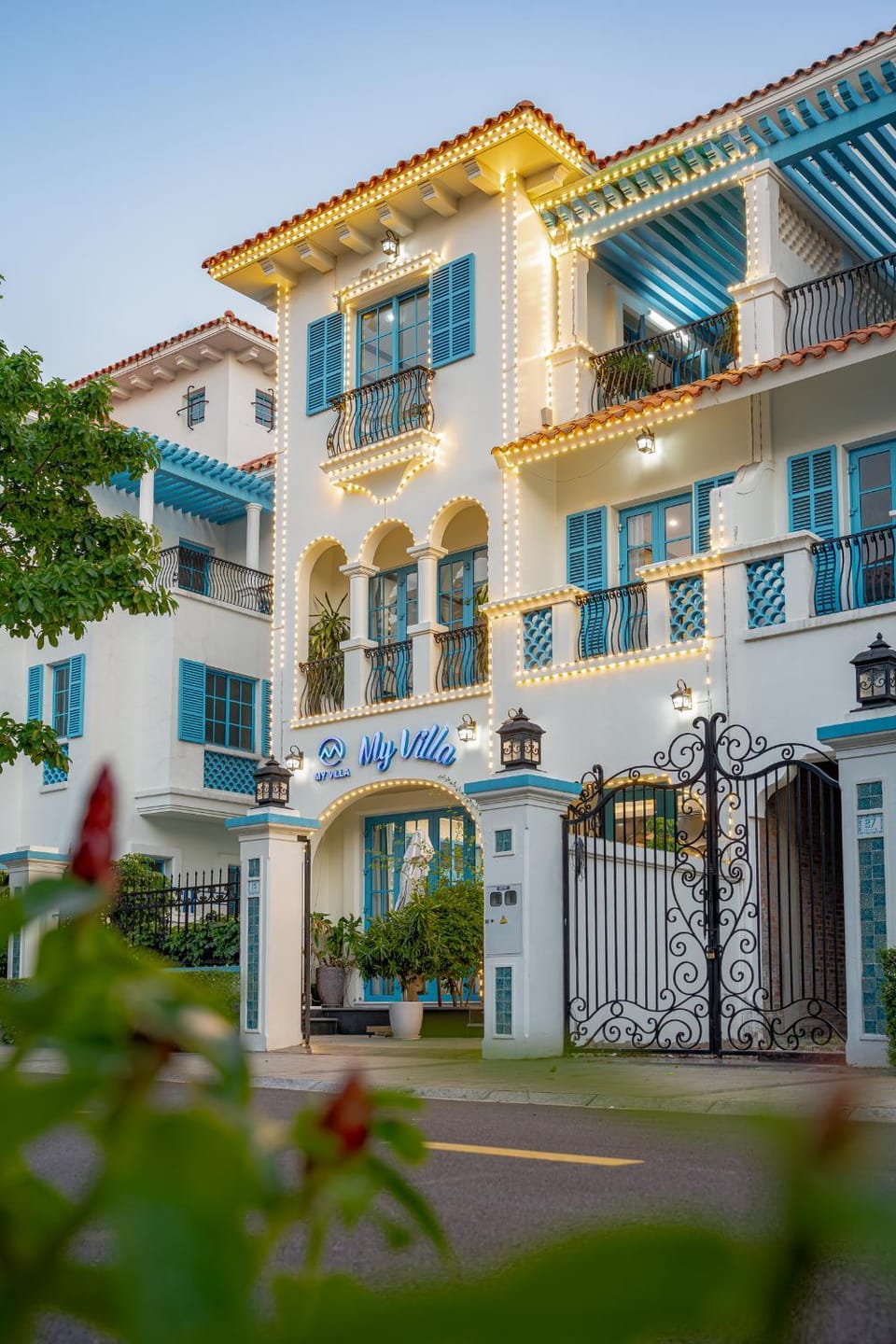 The Villas By Sun Grand City Feria Ha Long bay Apartment in Laos