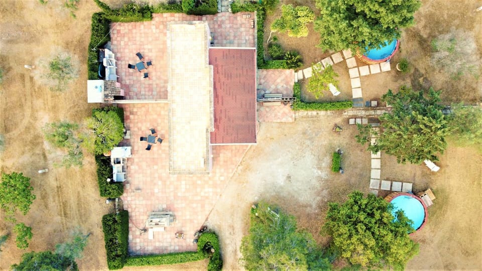 Bird's eye view, Swimming pool