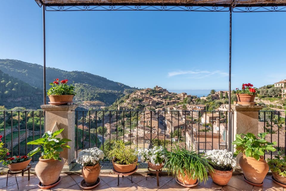 View (from property/room), Balcony/Terrace