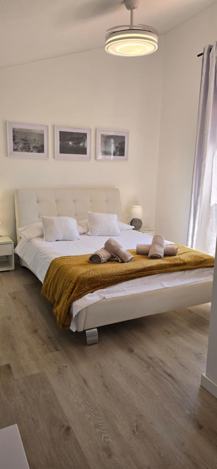 Safari Beach guest house Bed and Breakfast in Lagos