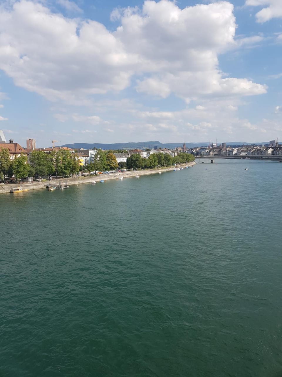 Apartment am Rhein Apartment in Basel