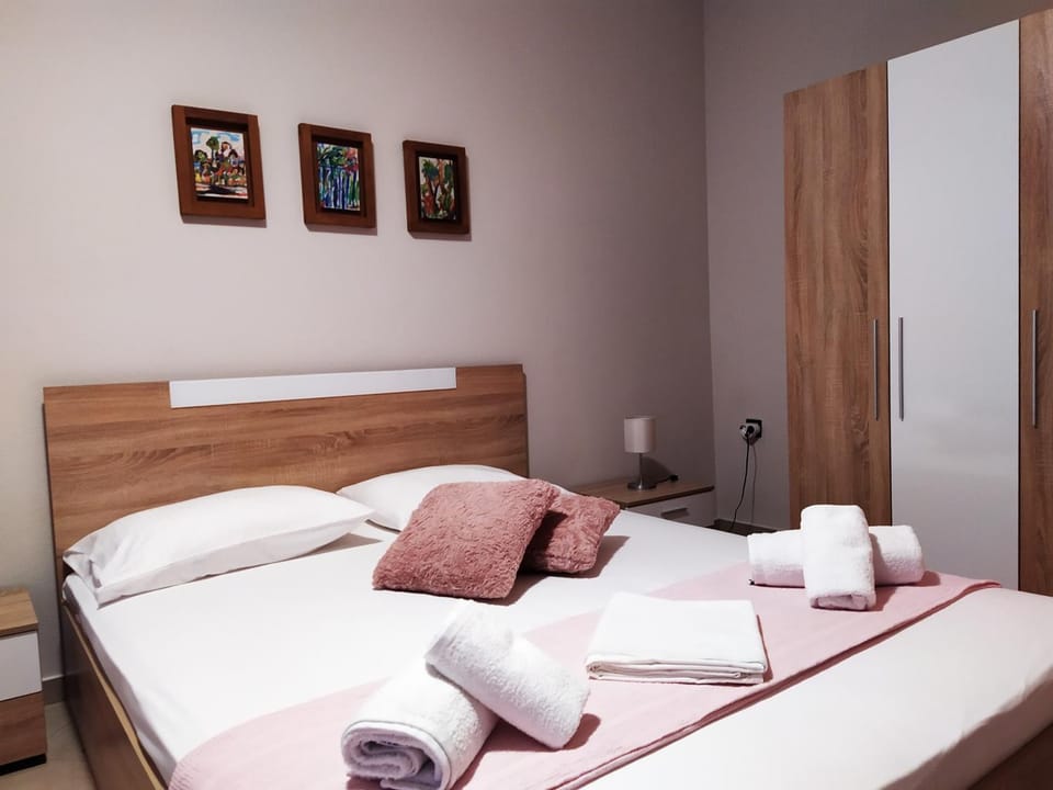 Sea and Garden Apartment in Decentralized Administration of Macedonia and Thrace