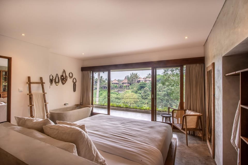 Property building, View (from property/room), Garden view, River view