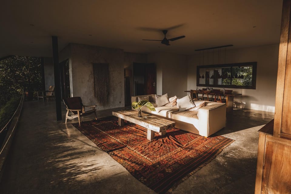 Day, Natural landscape, TV and multimedia, View (from property/room), Living room, Photo of the whole room, Seating area, Dining area, Garden view, furniture