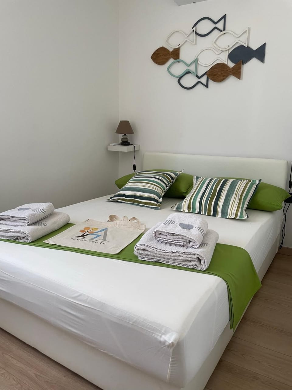 Bedroom, towels, air conditioner