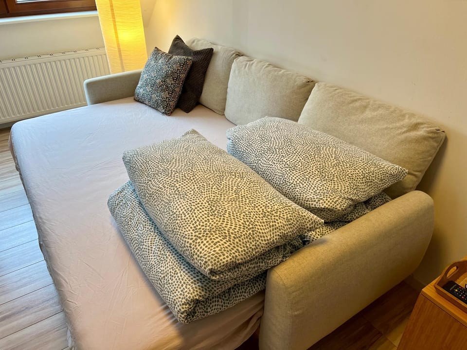 Bed, Living room, Seating area