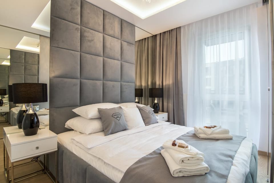 Crystal Luxury Apartments Rakowicka 22H Apartment in Krakow