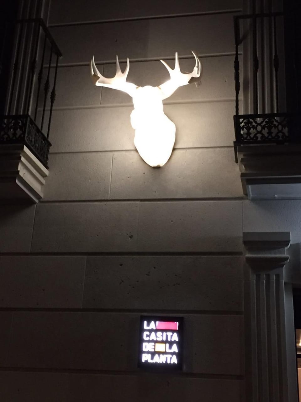 Facade/entrance, Property logo or sign