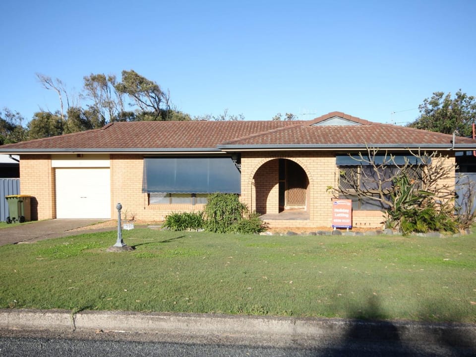 Middlerock Retreat House in Lake Cathie