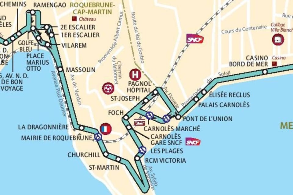 Menton smartworking and relax on the beach, seaview Apartment in Menton