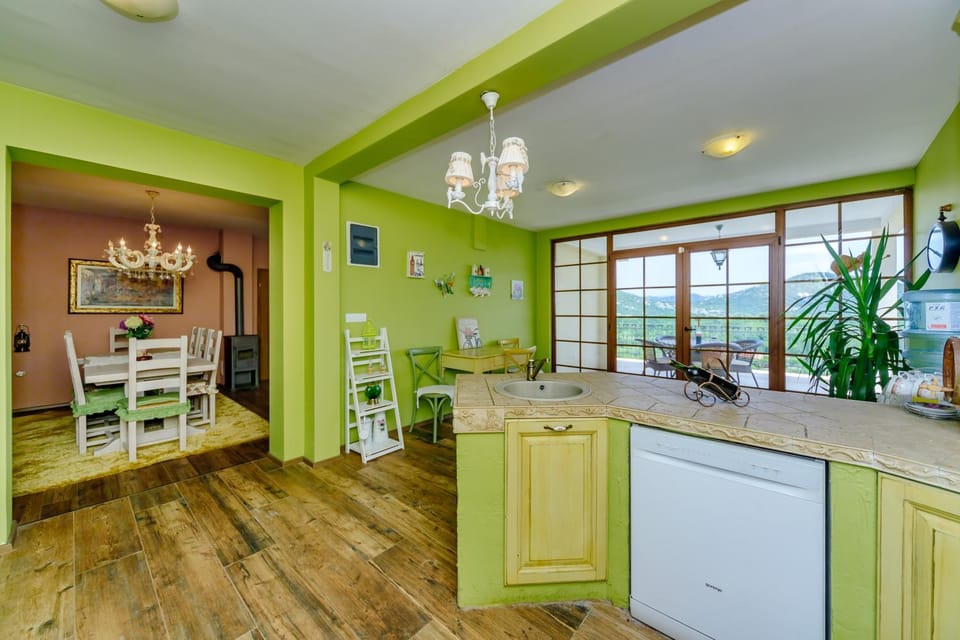 RUSTIC HOUSE LEKOVIĆ Country House in Podgorica Municipality, Montenegro